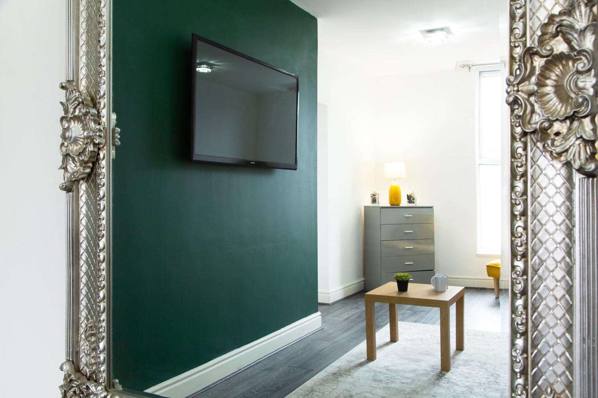 Snuggle Cove Apartments By Bella Vita Stays Liverpool Exterior foto